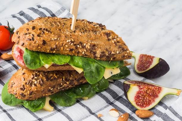 forniture per toast, panini e prodotti per le pause pranzo