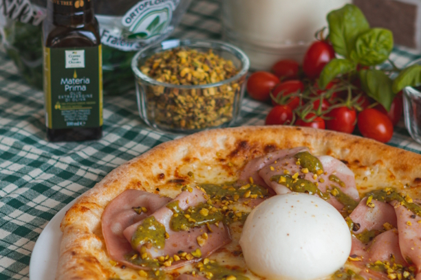 forniture per pizzerie - passate pomodoro, polpa estrusa e pelati