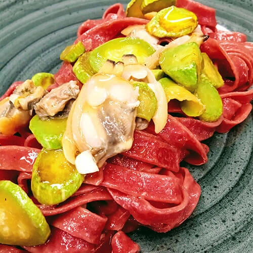 Fettuccine di barbabietola con trombette e vongole - Chef Dagnino Frediano - Hotel Medusa - Finale Ligure (SV)