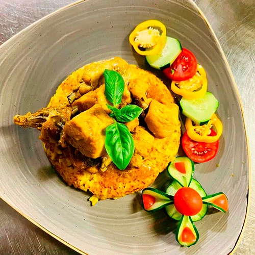 Riso al curry con bocconcini di pollo - Chef Titty - Ristoro Filo Fieno | Orta S. Giulio (NO)