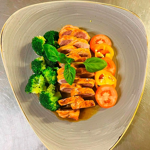 Rotolo di tacchino ripieno - Chef Titty - Ristoro Filo Fieno | Orta S. Giulio (NO)