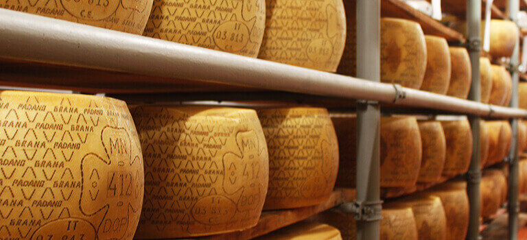La Commerciale San Giulio | Stagionatura e vendita all'ingrosso di formaggi